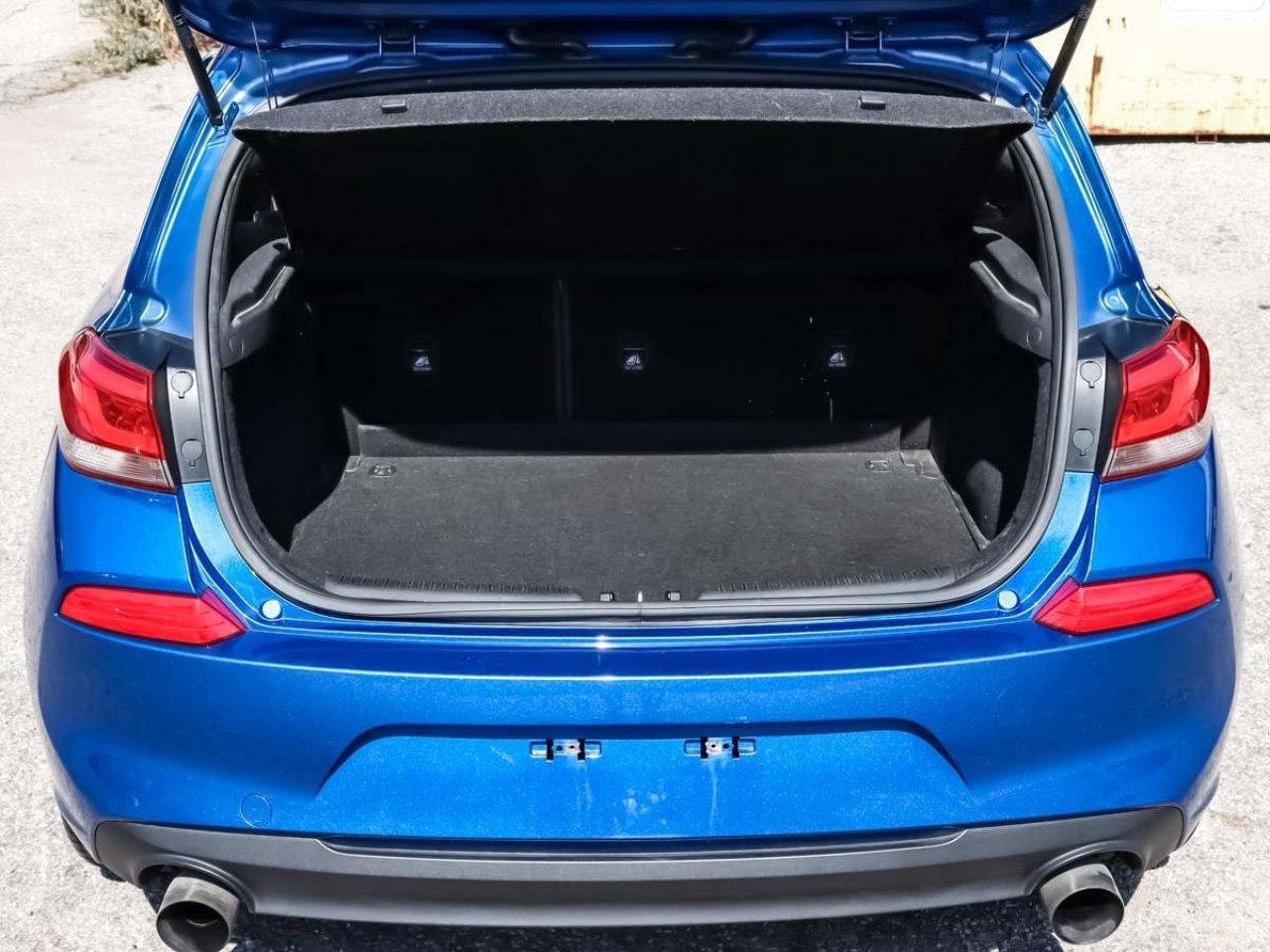 2018 Hyundai Elantra GT SR TURBO -Rev Cam-Leather-Pano Sunroof-Bluetooth Photo