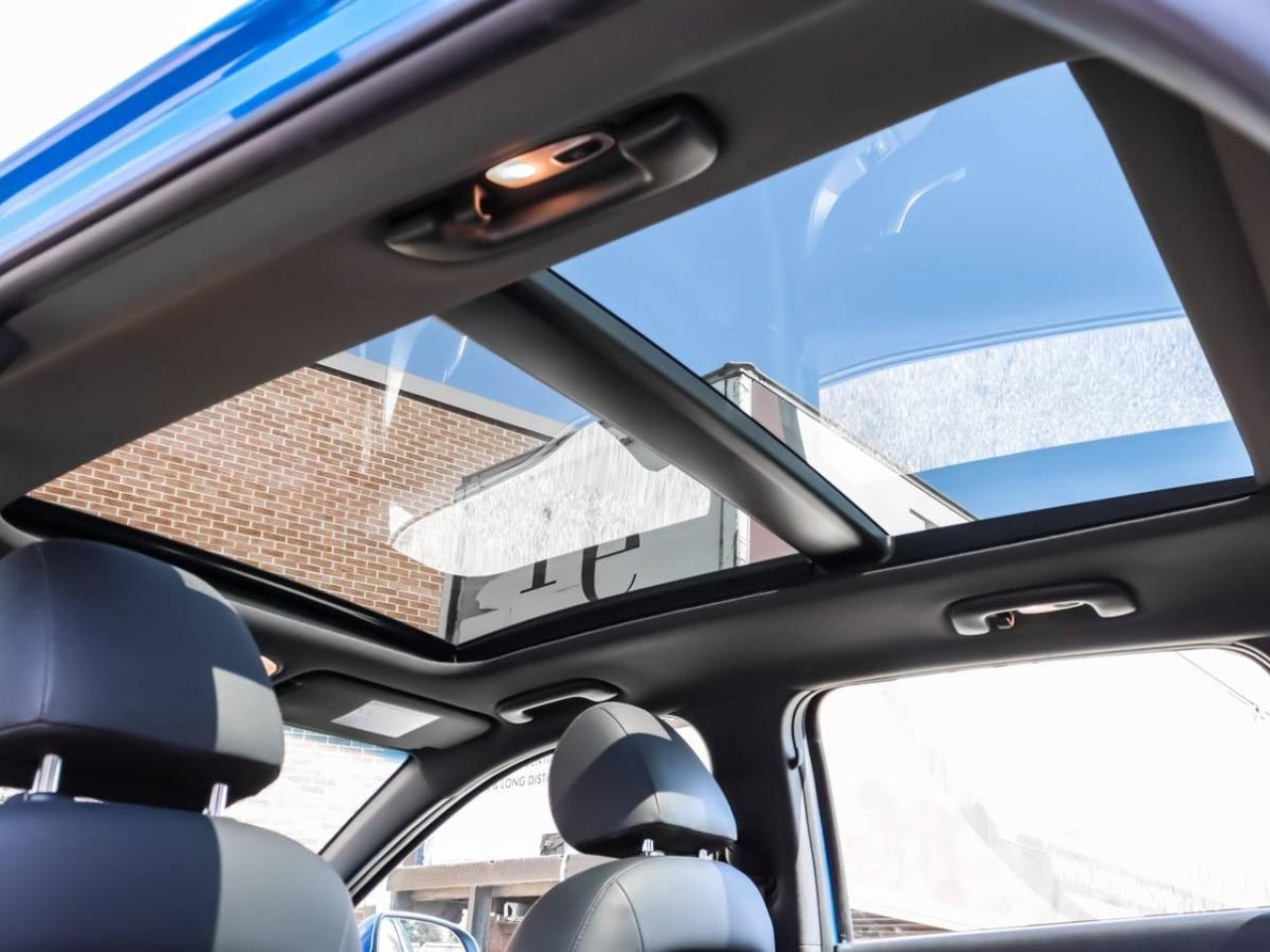 2018 Hyundai Elantra GT SR TURBO -Rev Cam-Leather-Pano Sunroof-Bluetooth Photo