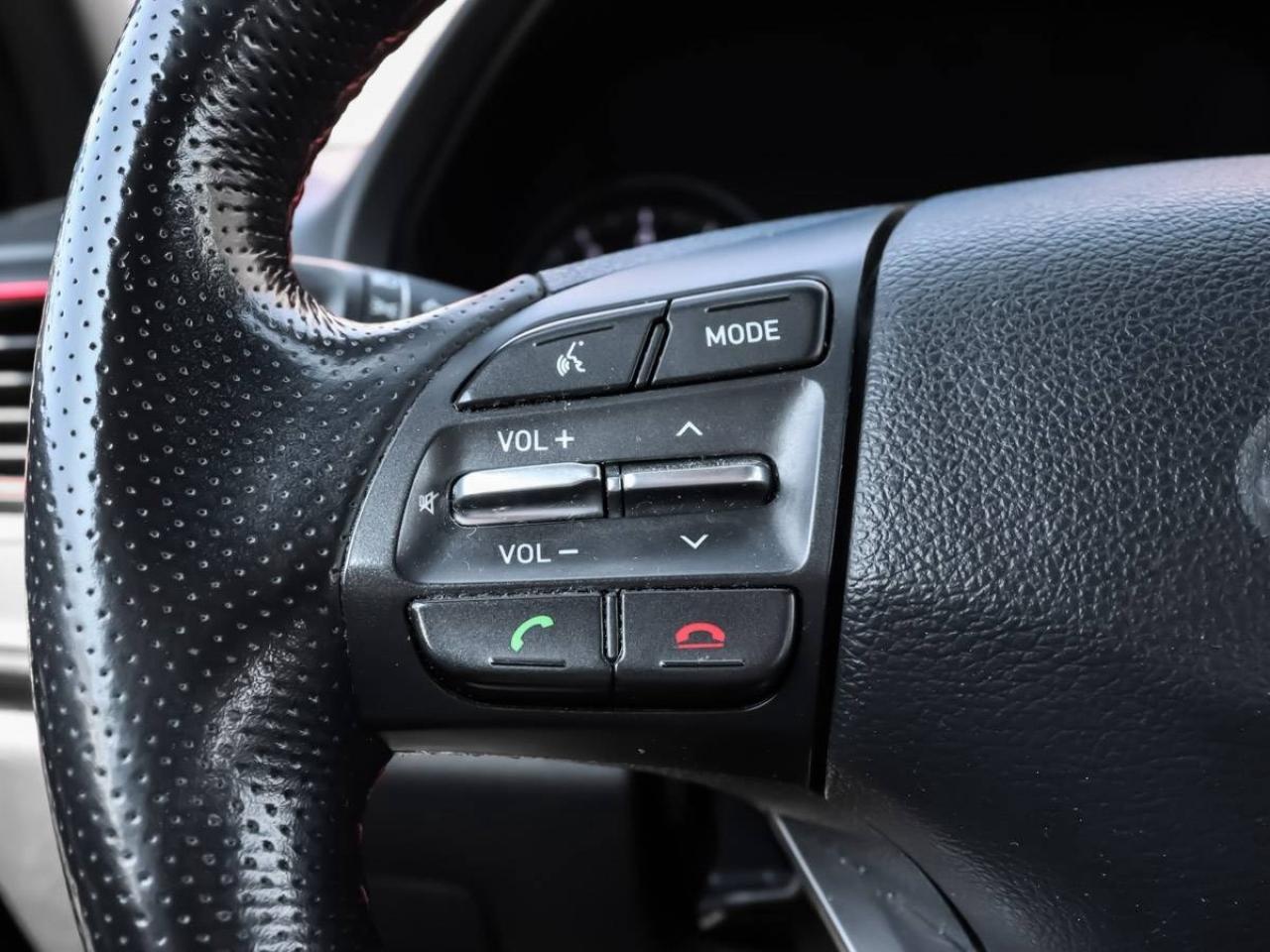 2018 Hyundai Elantra GT SR TURBO -Rev Cam-Leather-Pano Sunroof-Bluetooth Photo