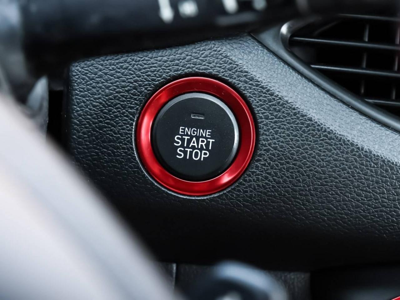 2018 Hyundai Elantra GT SR TURBO -Rev Cam-Leather-Pano Sunroof-Bluetooth Photo