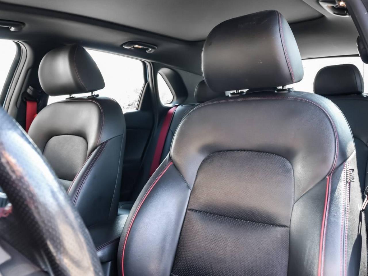 2018 Hyundai Elantra GT SR TURBO -Rev Cam-Leather-Pano Sunroof-Bluetooth Photo