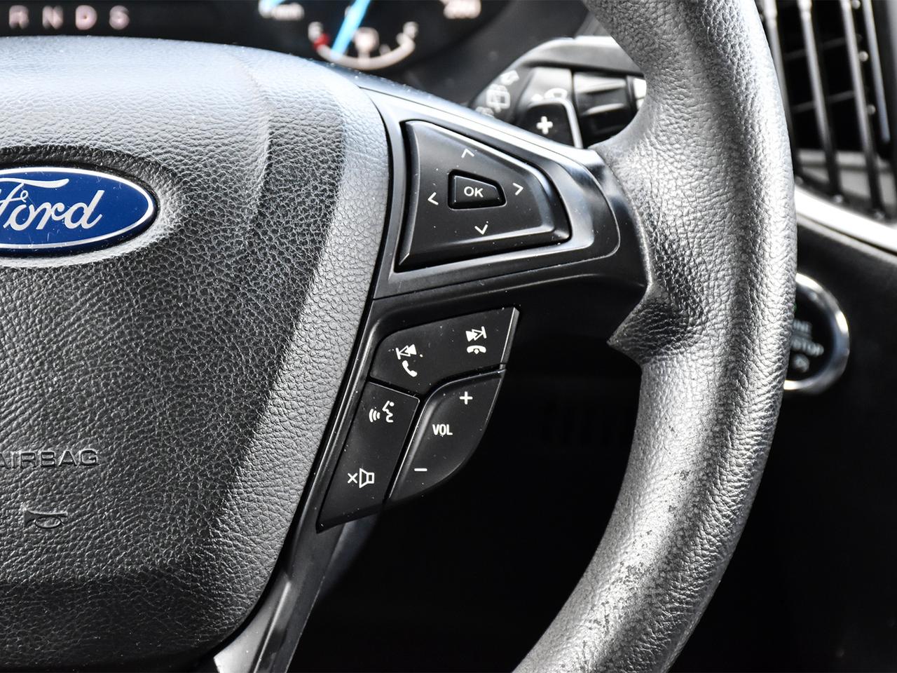 2017 Ford Edge SE ~Alloy Wheels ~Bluetooth ~Backup Camera ~A/C Photo