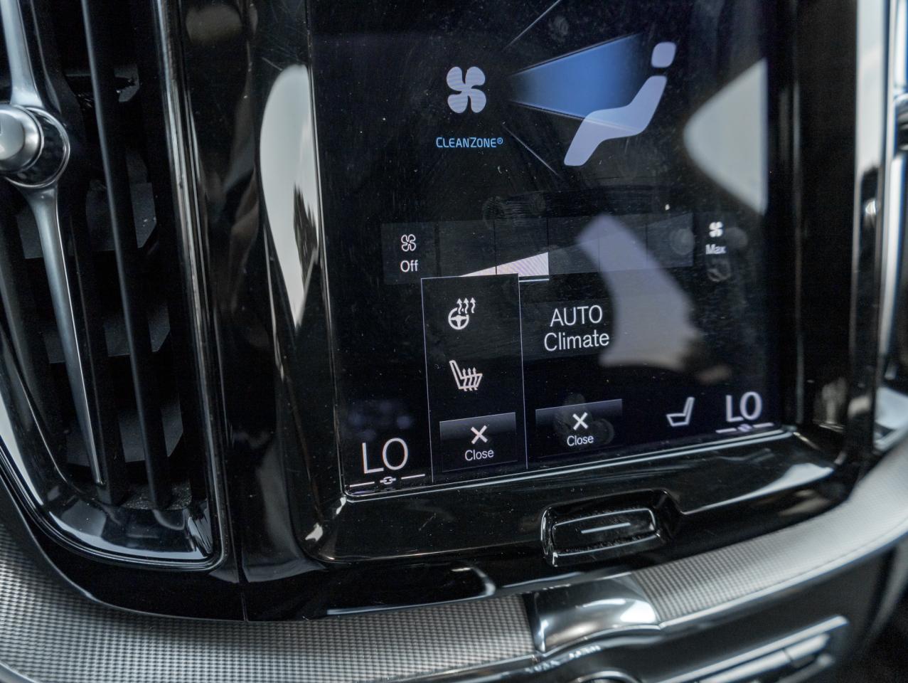 2021 Volvo XC60 Plug-In Hybrid Recharge T8 eAWD PHEV  POLESTAR  22" ALLOY WHEELS Photo