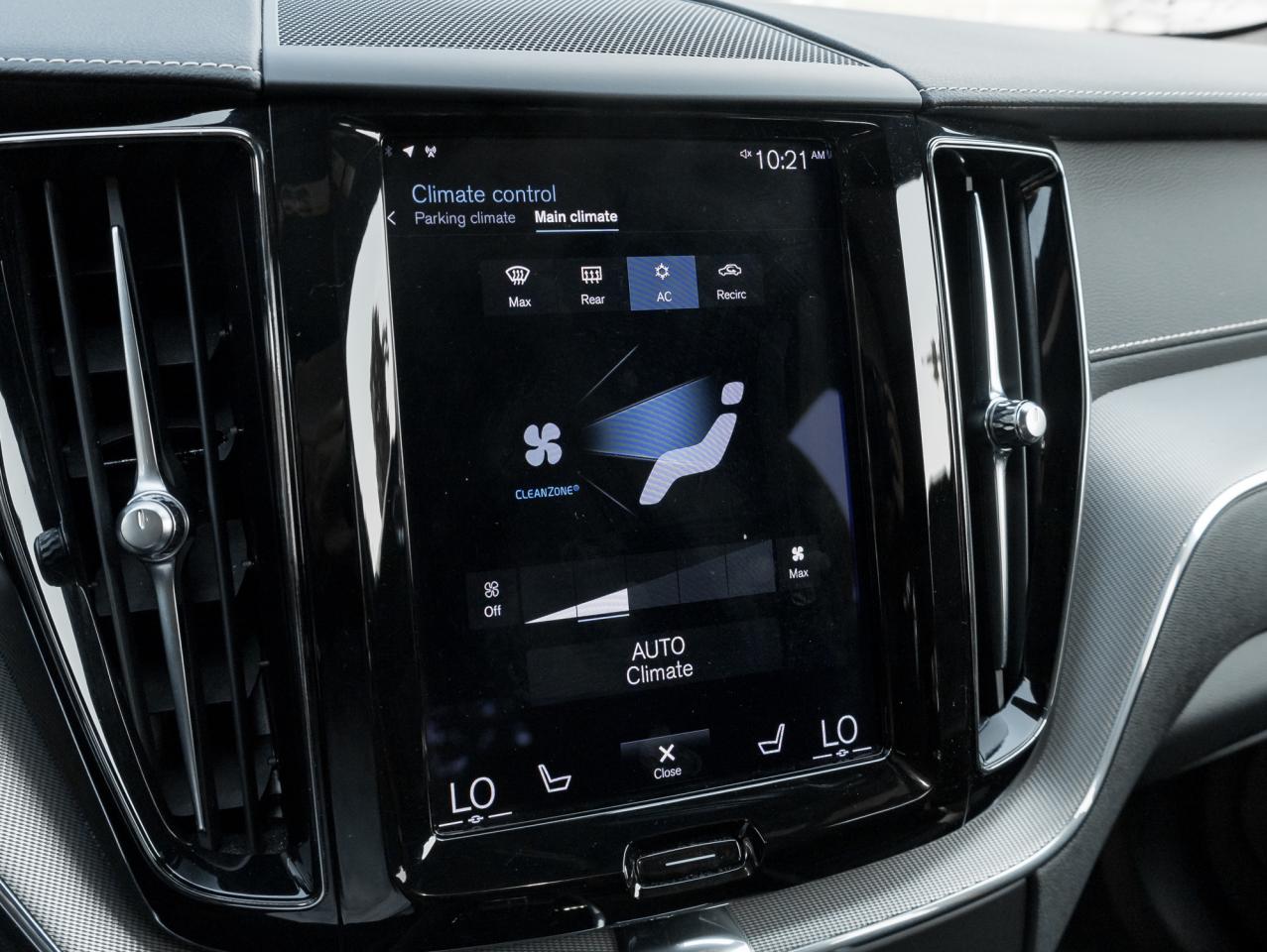 2021 Volvo XC60 Plug-In Hybrid Recharge T8 eAWD PHEV  POLESTAR  22" ALLOY WHEELS Photo