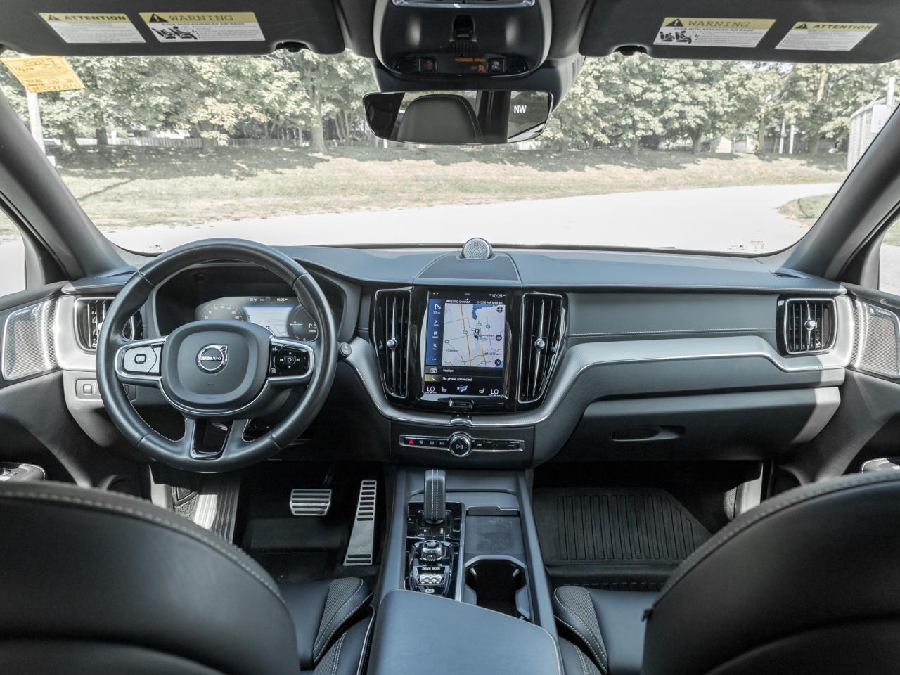 2021 Volvo XC60 Plug-In Hybrid Recharge T8 eAWD PHEV  POLESTAR  22" ALLOY WHEELS Photo