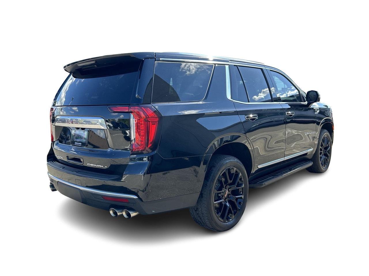 2022 GMC Yukon Denali Rare 8 Pass Panoramic Sunroof 22-Inch Wheel Photo