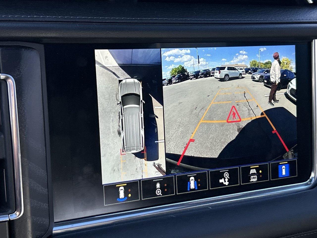 2022 GMC Yukon Denali Rare 8 Pass Panoramic Sunroof 22-Inch Wheel Photo