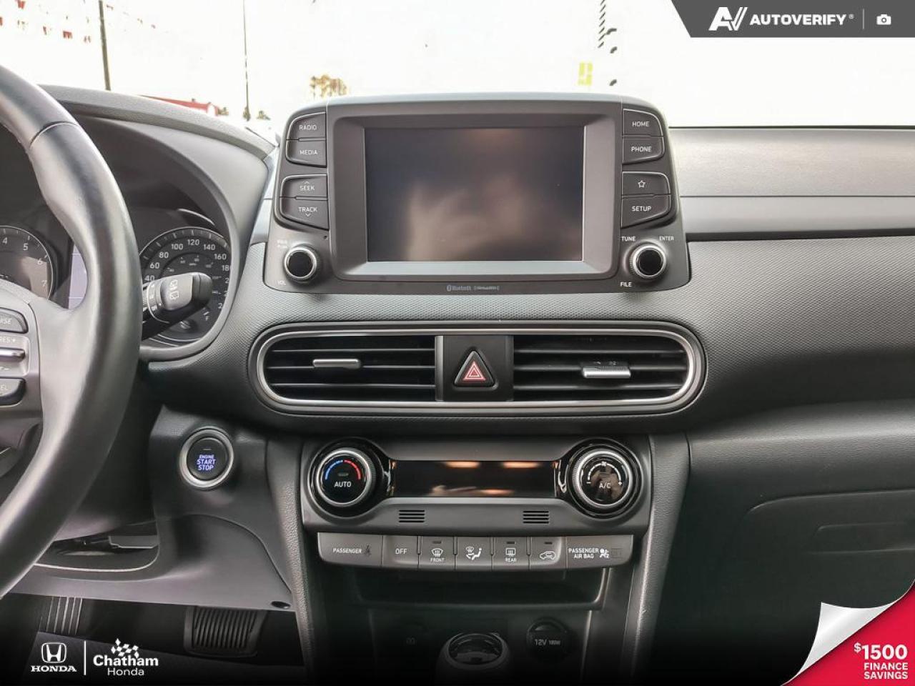 2021 Hyundai KONA Luxury AWD New Tires! New Front and Rear Breaks! O Photo