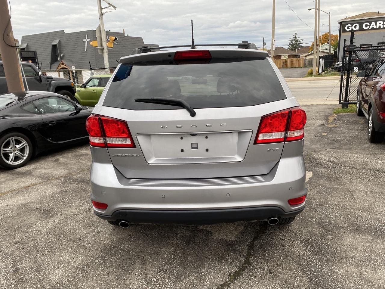 2017 Dodge Journey FWD 4DR SXT Photo