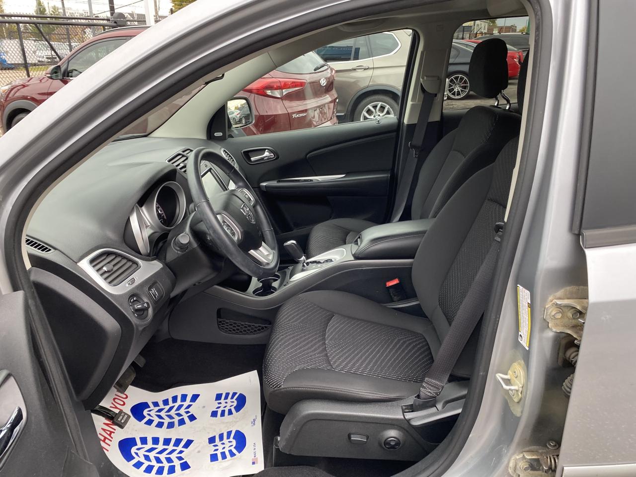 2017 Dodge Journey FWD 4DR SXT Photo