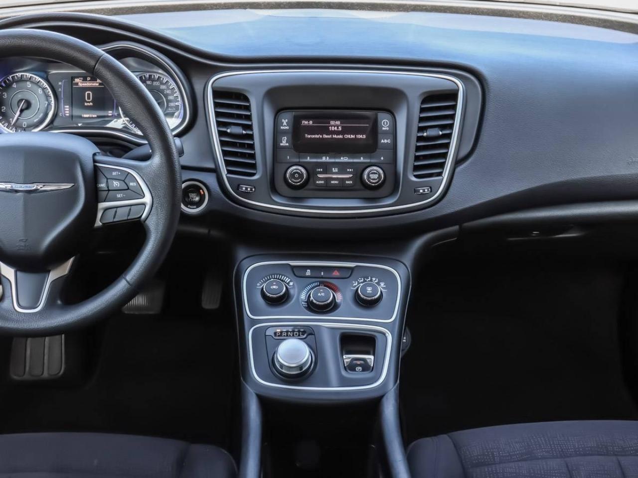 2015 Chrysler 200 4dr Sdn LX FWD Photo