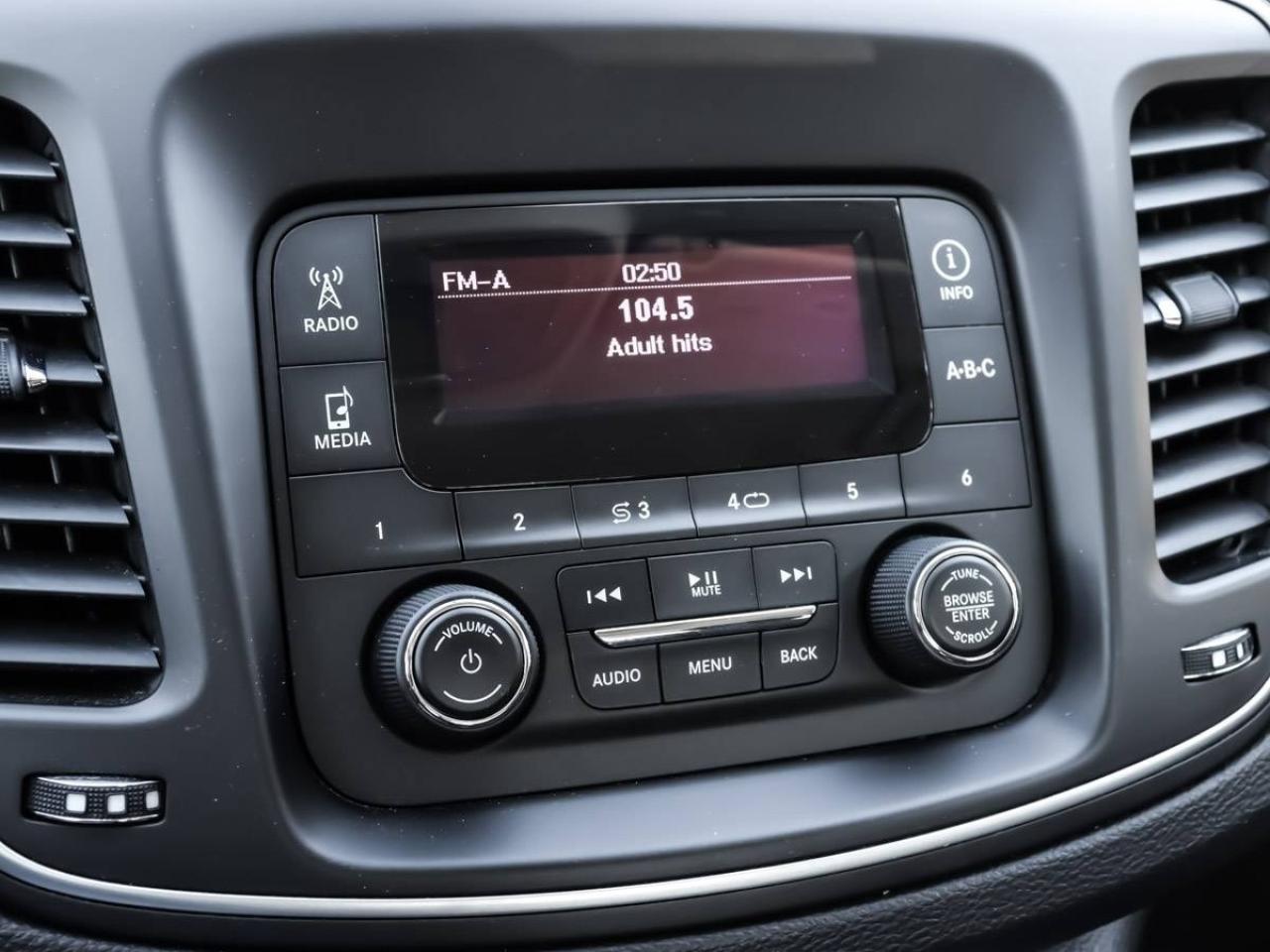 2015 Chrysler 200 4dr Sdn LX FWD Photo