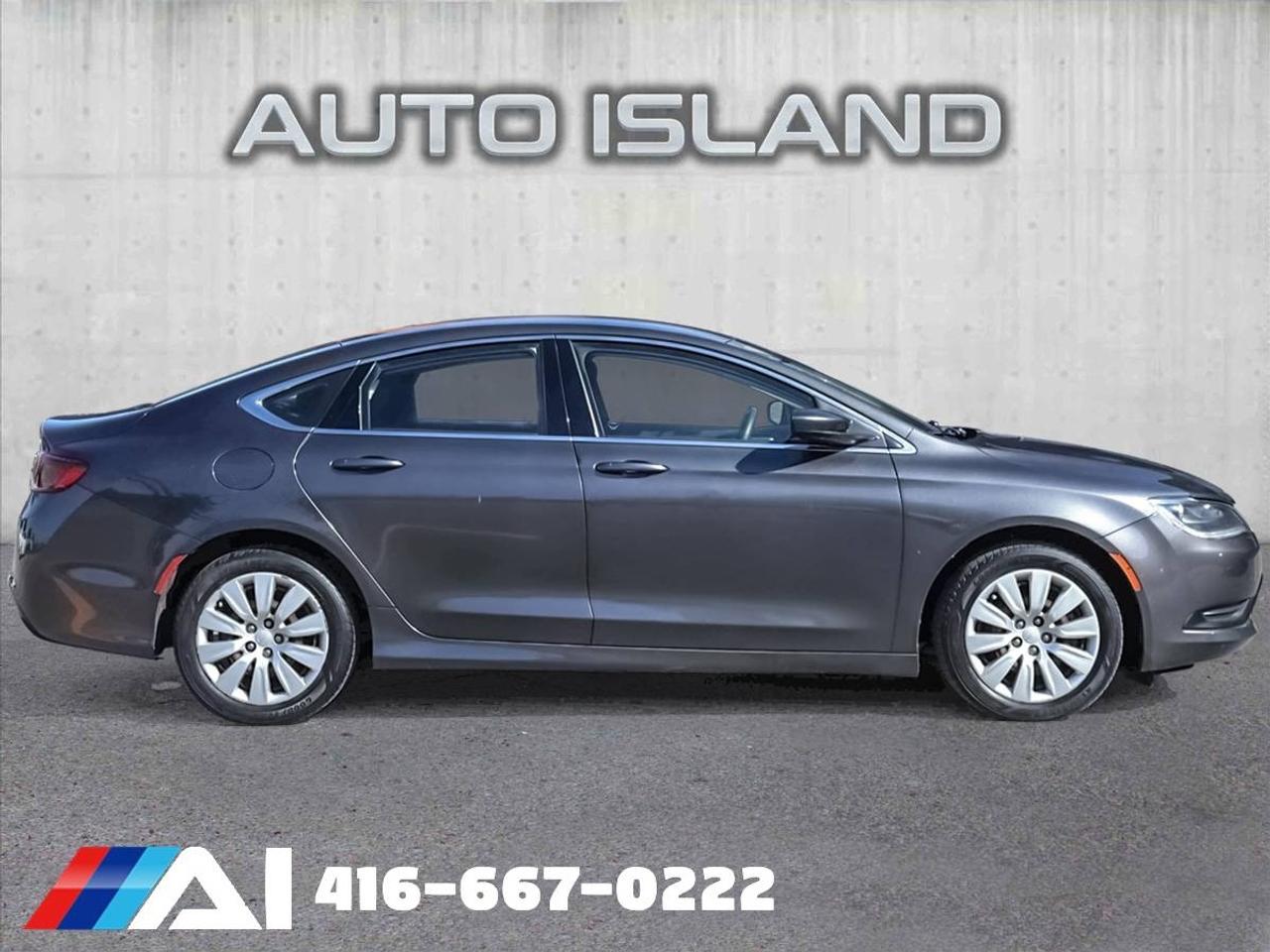 2015 Chrysler 200 4dr Sdn LX FWD Photo