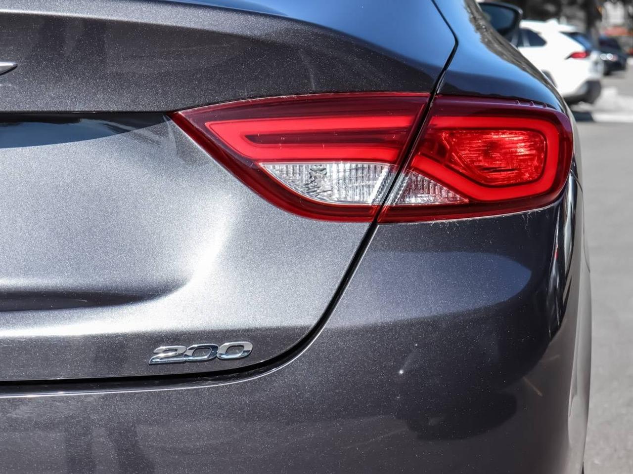 2015 Chrysler 200 4dr Sdn LX FWD Photo