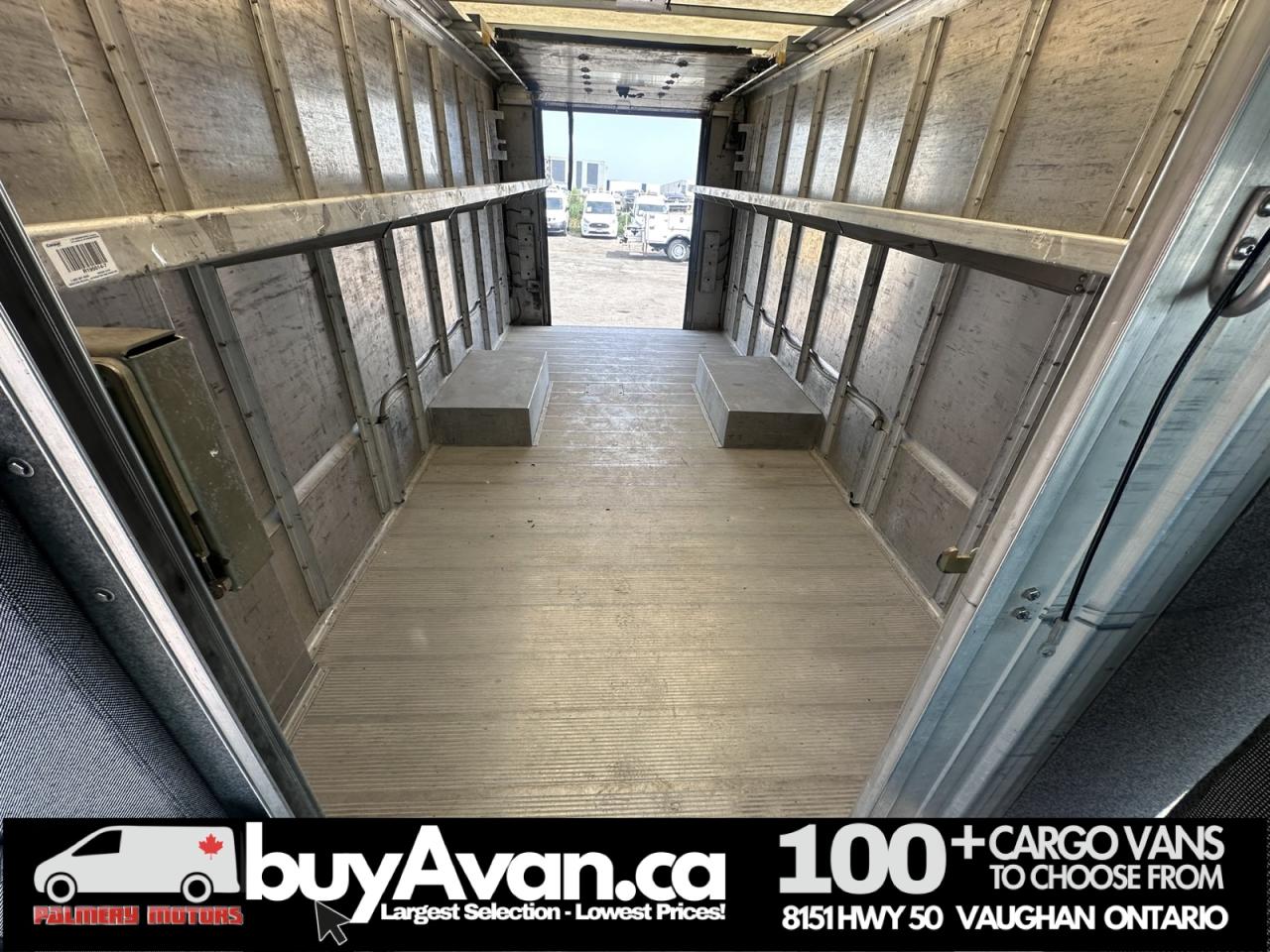 2017 Ford Econoline Morgan Olsen Step Van V8 Photo