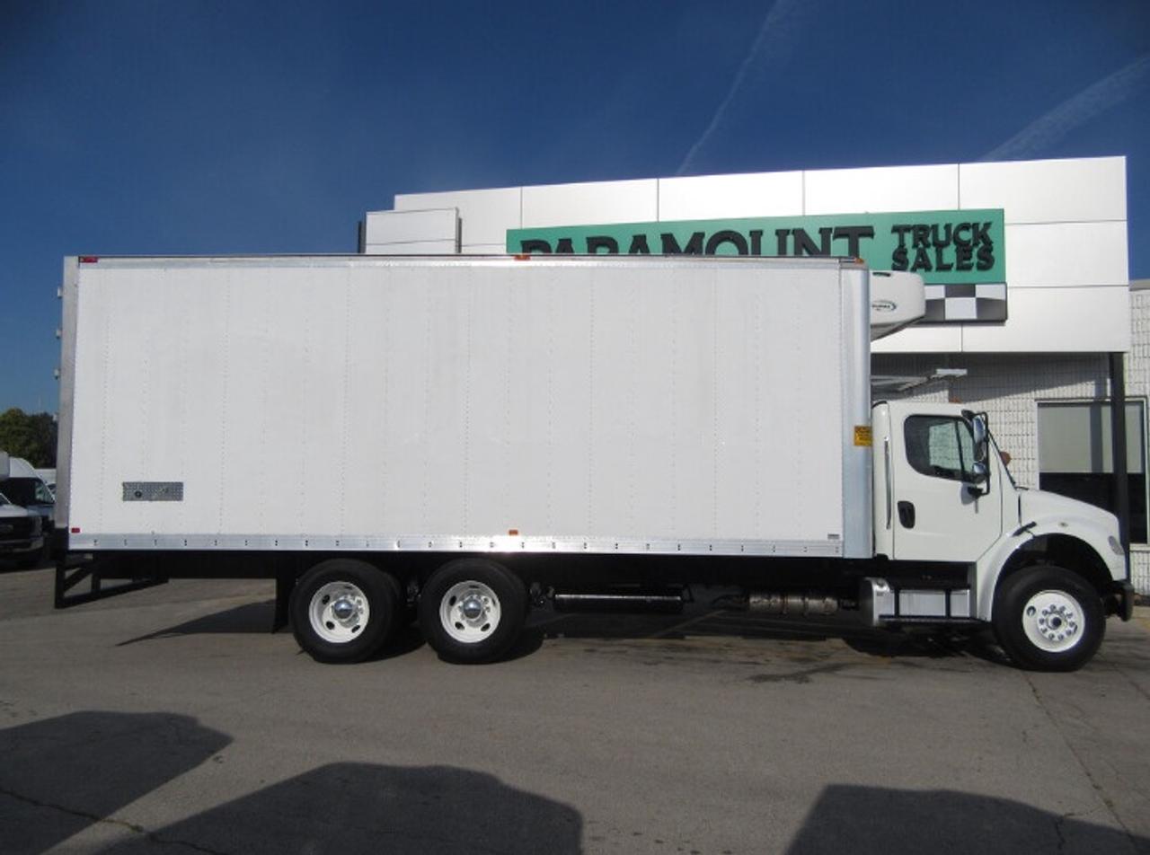 2018 Freightliner M2-106 DIESEL TANDEM AXLE CAB & CHASSIS Photo