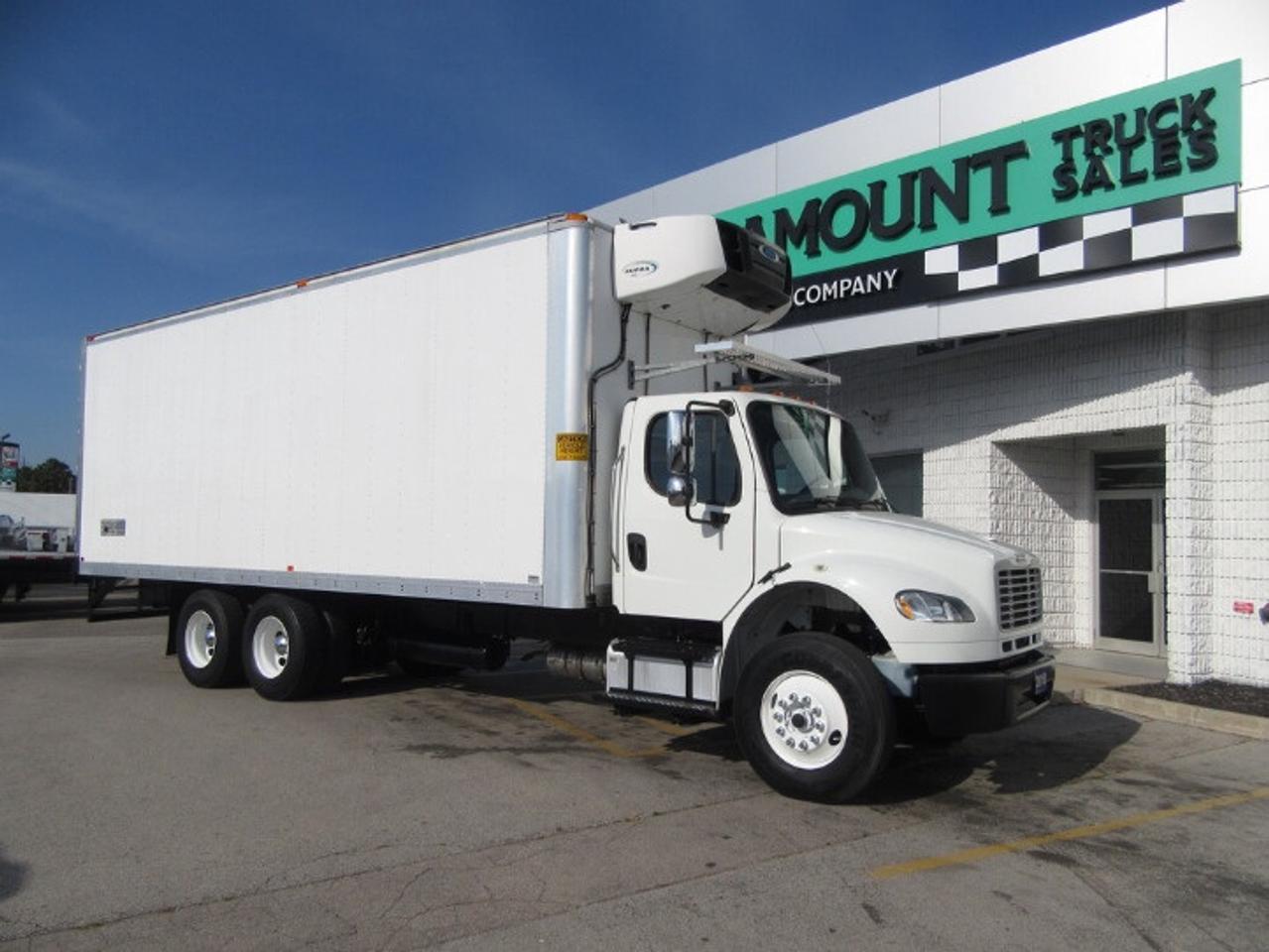 2018 Freightliner M2-106 DIESEL TANDEM AXLE CAB & CHASSIS Photo0