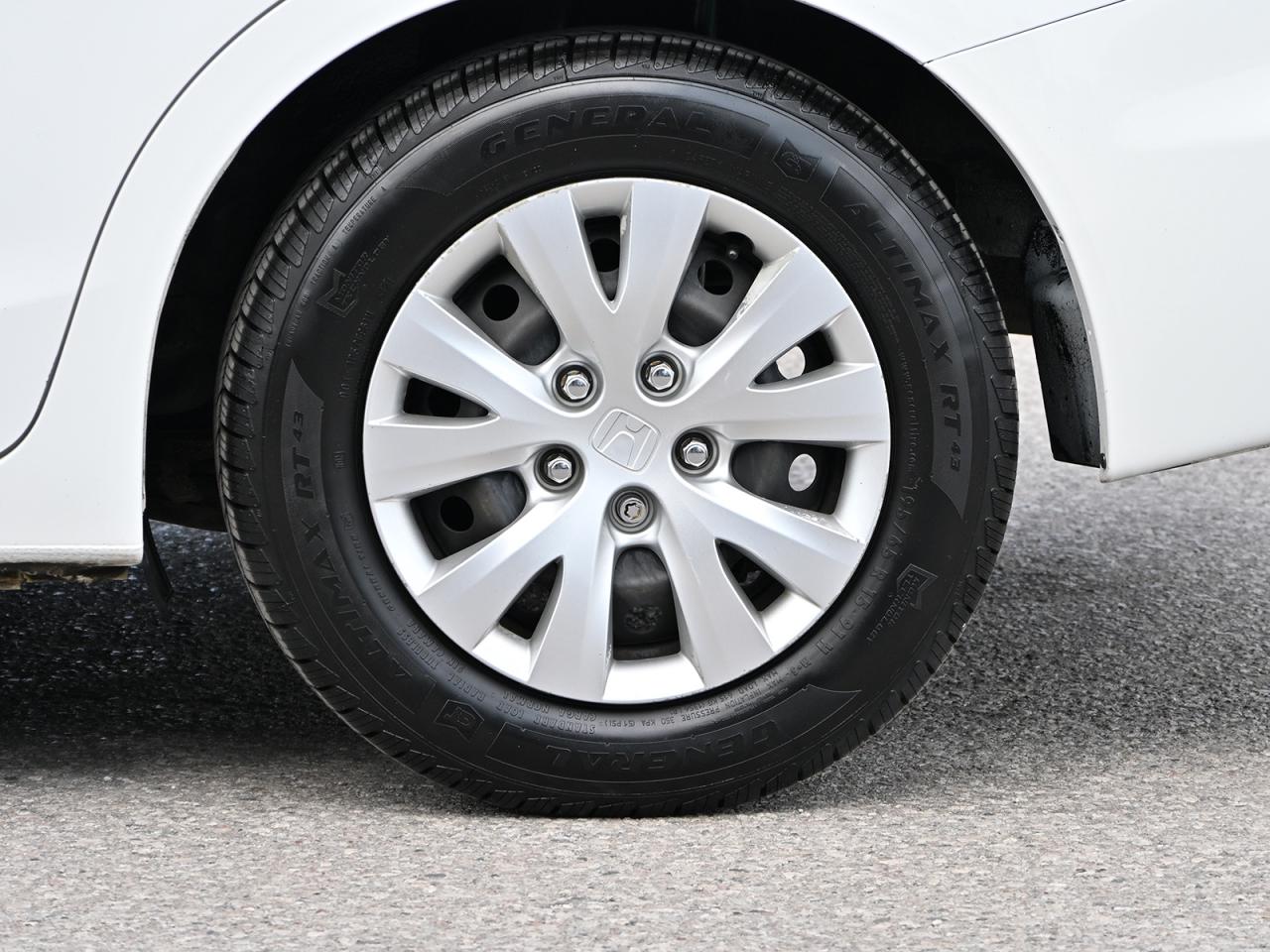 2012 Honda Civic LX Manual ~Bluetooth ~Power Locks + Windows ~A/C Photo4