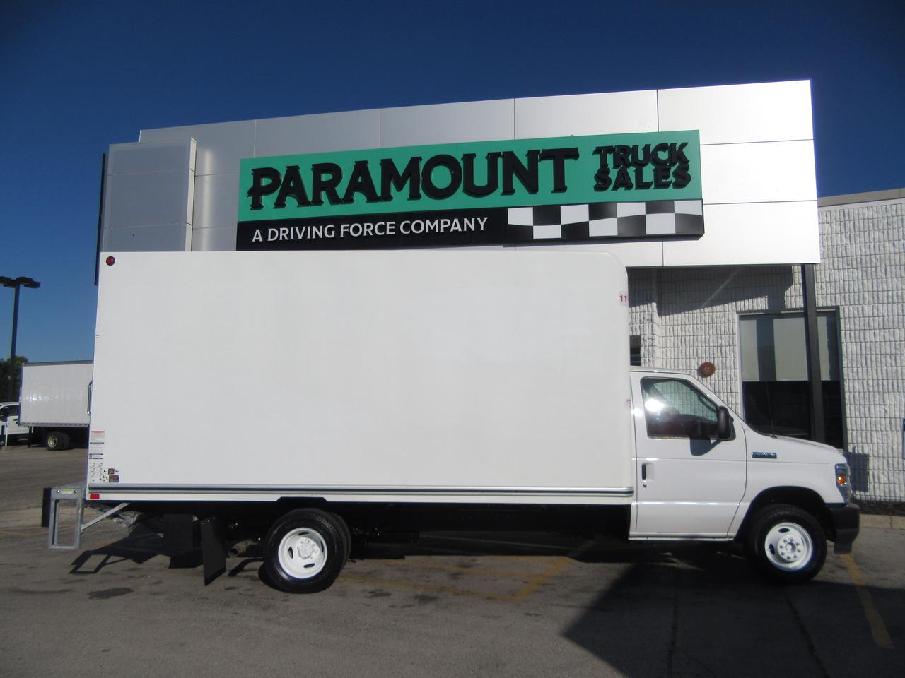 2023 Ford Super Duty E-450 DRW CUBE VAN 16FT HIGH BOX & NEW POWER LIFTGATE Photo