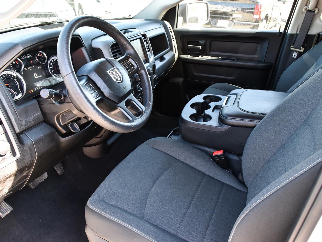 2022 RAM 1500 Classic Tradesman Crew Cab 4x4 ~Camera ~Bluetooth ~20's Photo