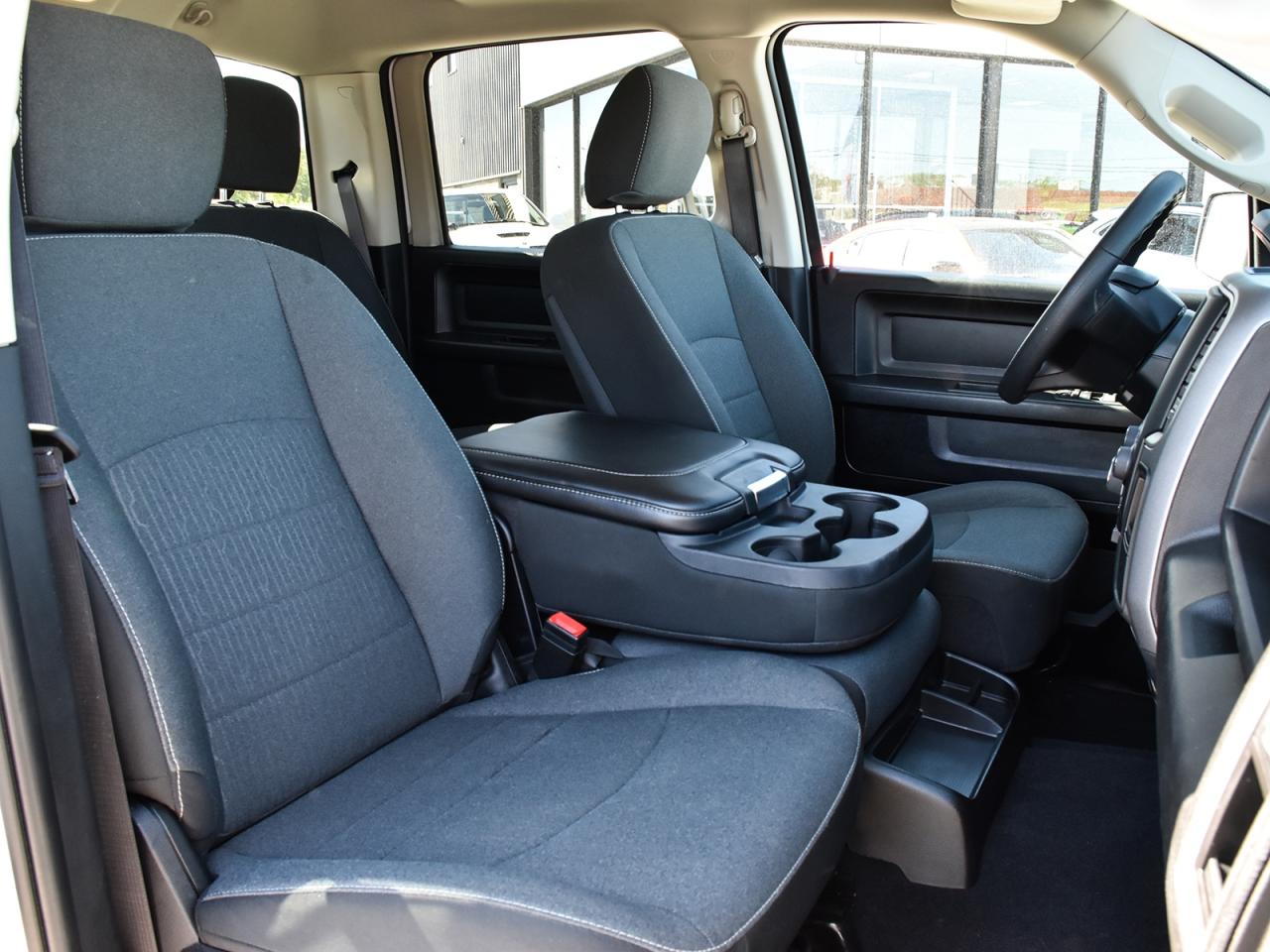 2022 RAM 1500 Classic Tradesman Crew Cab 4x4 ~Camera ~Bluetooth ~20's Photo