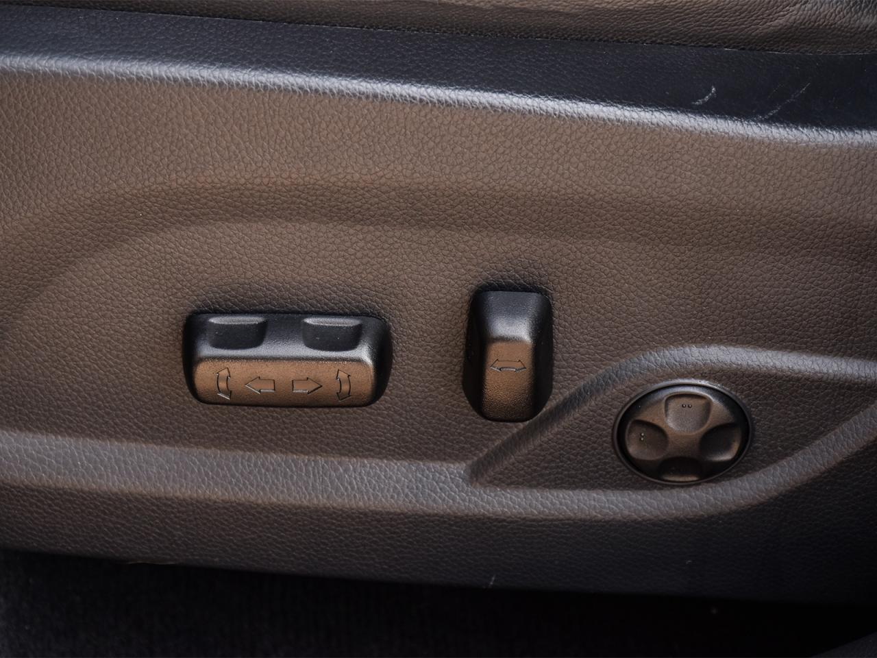 2017 Hyundai Santa Fe Sport Limited AWD ~Nav ~Camera ~Leather ~Pano Moonroof Photo