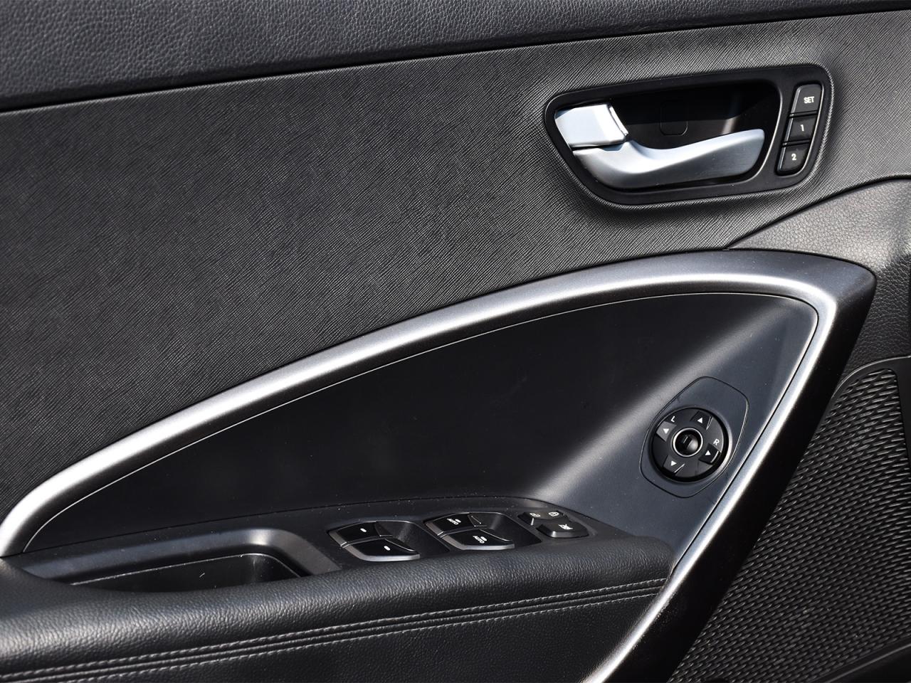 2017 Hyundai Santa Fe Sport Limited AWD ~Nav ~Camera ~Leather ~Pano Moonroof Photo