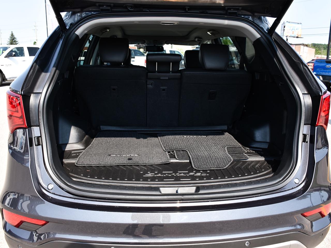 2017 Hyundai Santa Fe Sport Limited AWD ~Nav ~Camera ~Leather ~Pano Moonroof Photo