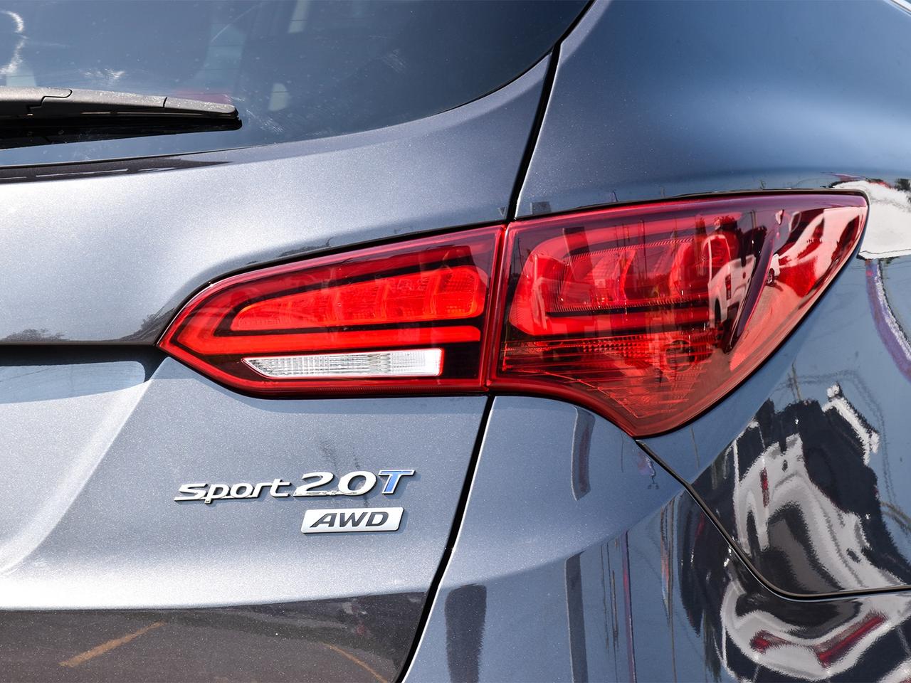 2017 Hyundai Santa Fe Sport Limited AWD ~Nav ~Camera ~Leather ~Pano Moonroof Photo