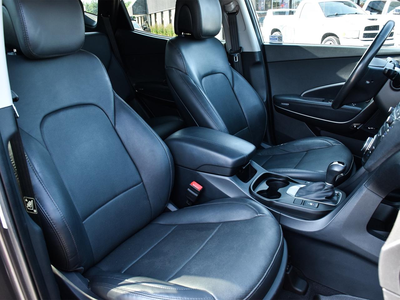 2017 Hyundai Santa Fe Sport Limited AWD ~Nav ~Camera ~Leather ~Pano Moonroof Photo