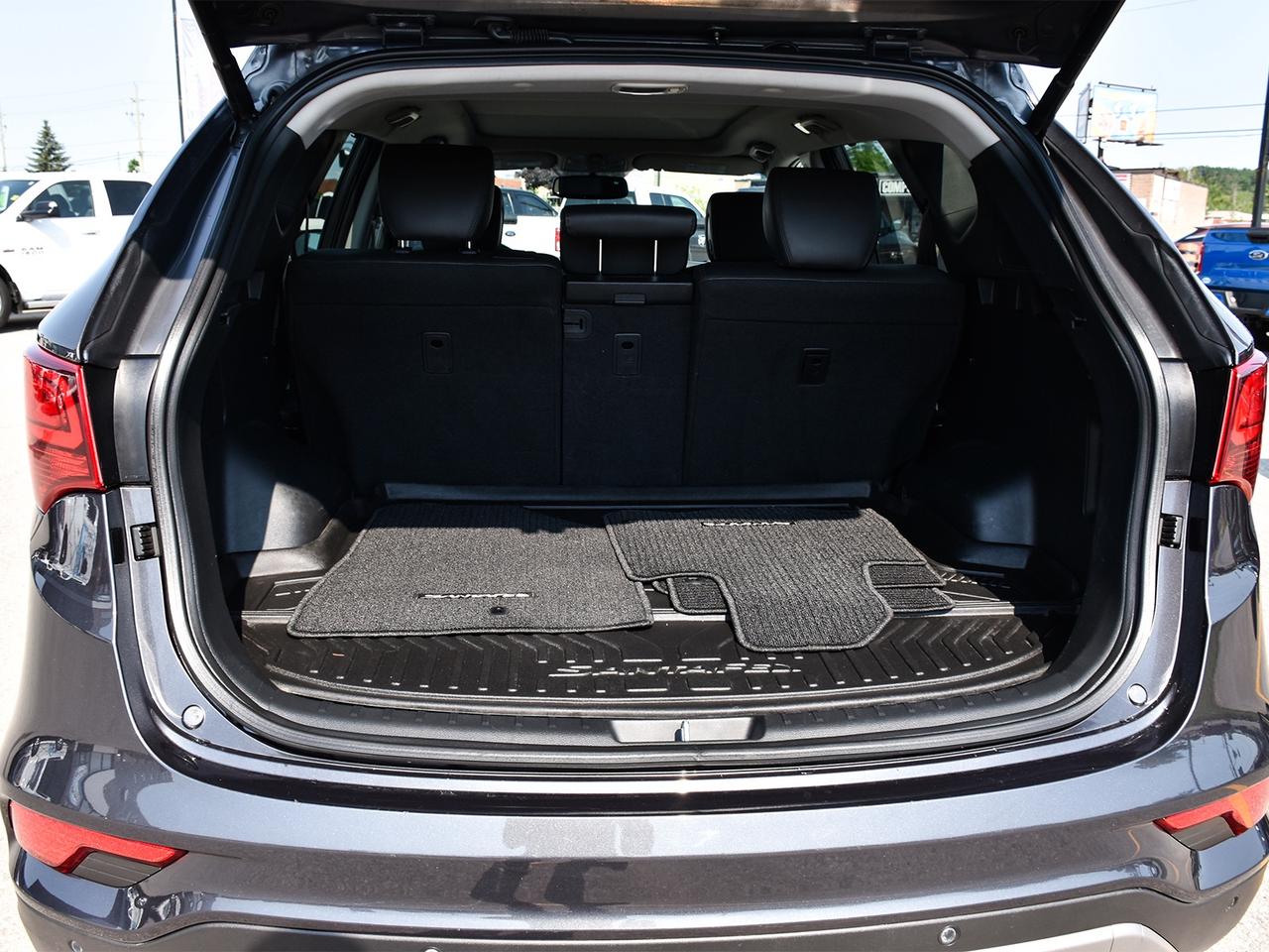 2017 Hyundai Santa Fe Sport Limited AWD ~Nav ~Camera ~Leather ~Pano Moonroof Photo