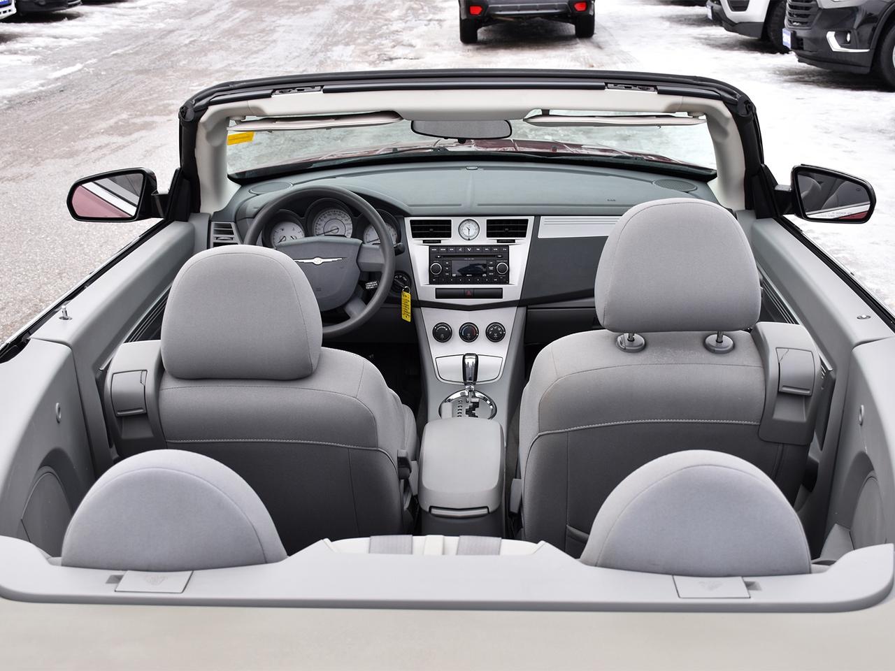 2008 Chrysler Sebring LX Convertible ~Power seats ~Alloy Wheels ~A/C Photo