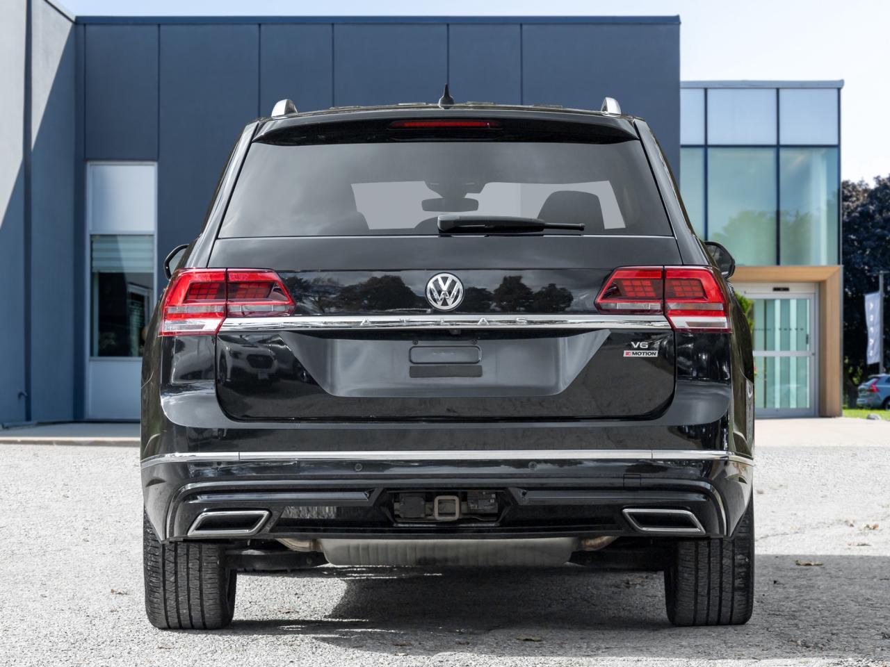 2018 Volkswagen Atlas Execline 3.6 FSI 4MOTION  TRADE IN  R-LINE Photo