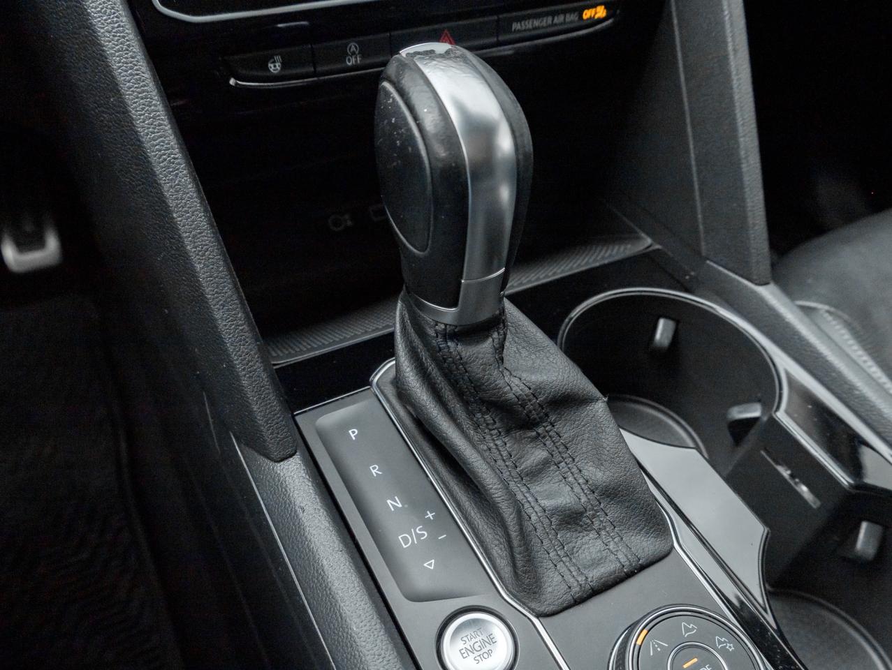 2018 Volkswagen Atlas Execline 3.6 FSI 4MOTION  TRADE IN  R-LINE Photo