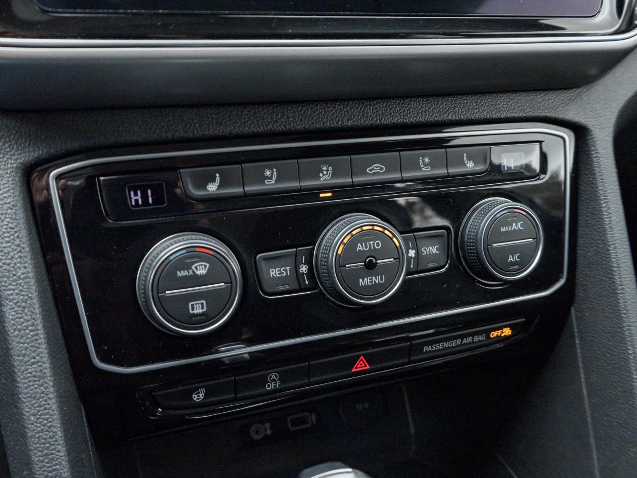 2018 Volkswagen Atlas Execline 3.6 FSI 4MOTION  TRADE IN  R-LINE Photo