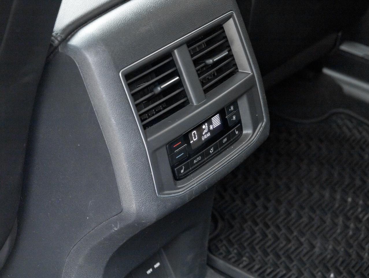 2018 Volkswagen Atlas Execline 3.6 FSI 4MOTION  TRADE IN  R-LINE Photo