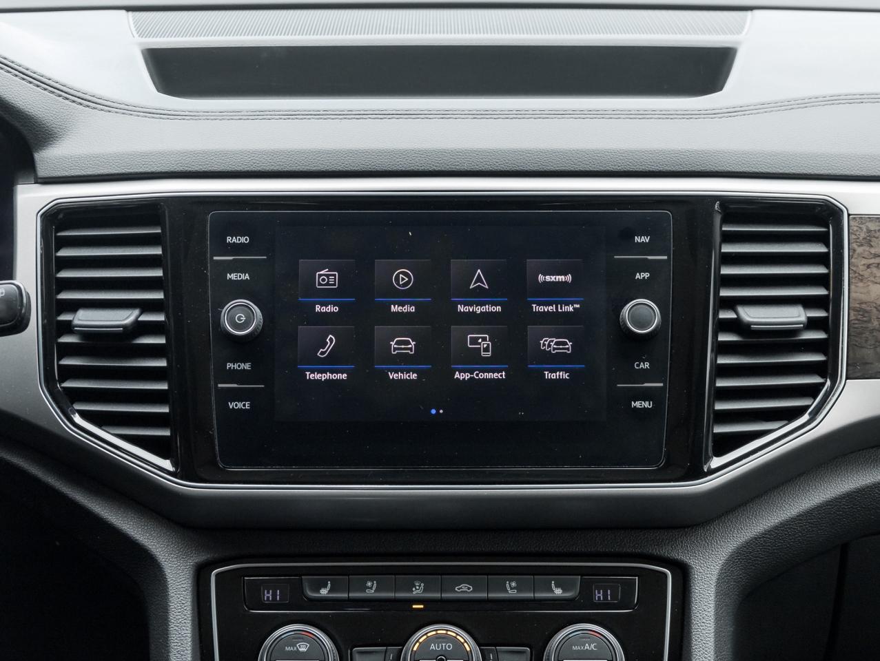 2018 Volkswagen Atlas Execline 3.6 FSI 4MOTION  TRADE IN  R-LINE Photo