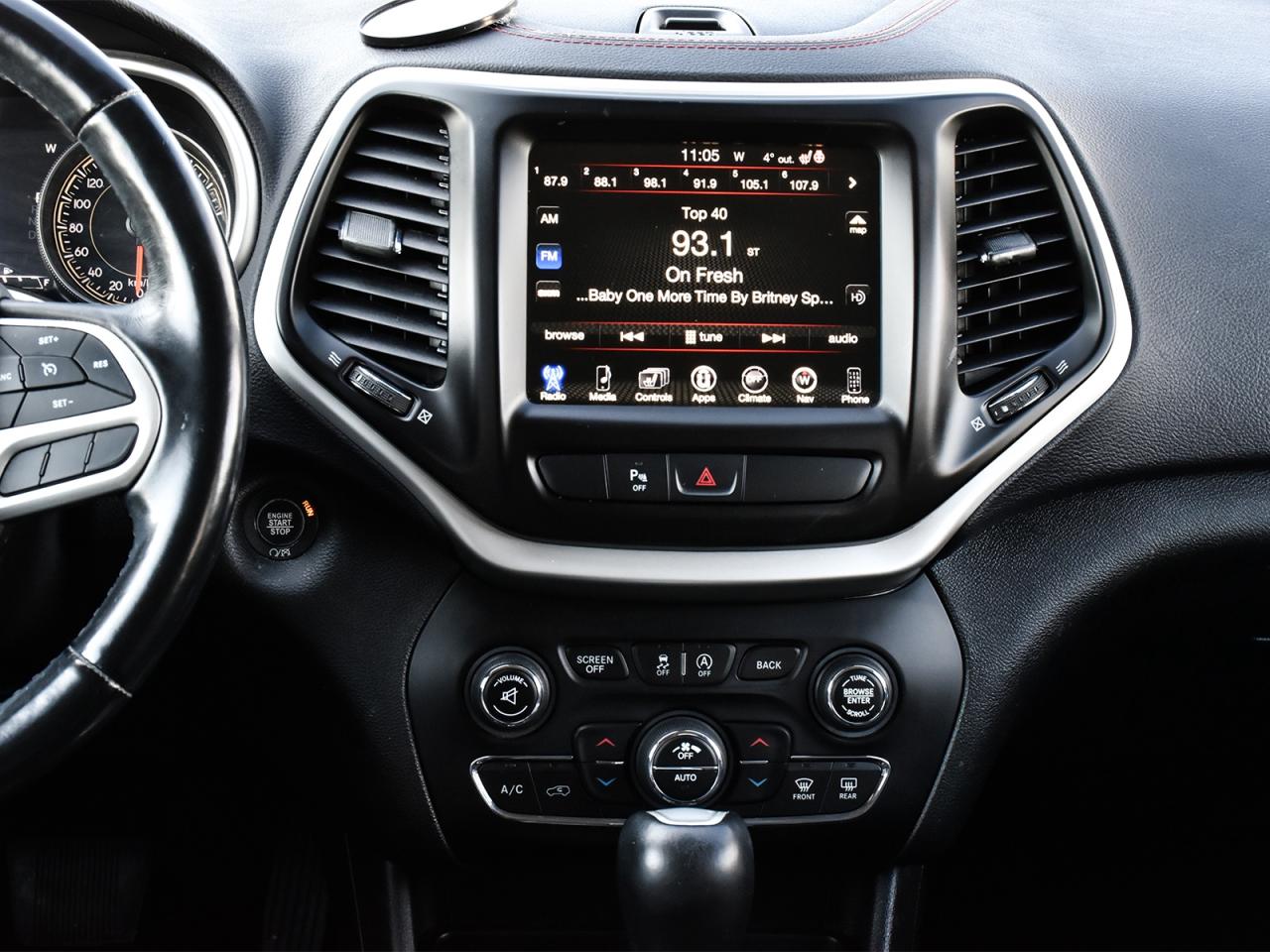 2017 Jeep Cherokee Trailhawk 4x4 ~Nav ~Cam ~Heated Leather ~Bluetooth Photo