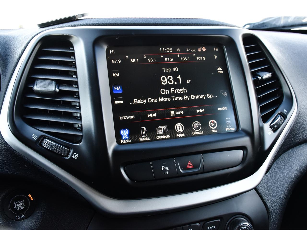 2017 Jeep Cherokee Trailhawk 4x4 ~Nav ~Cam ~Heated Leather ~Bluetooth Photo