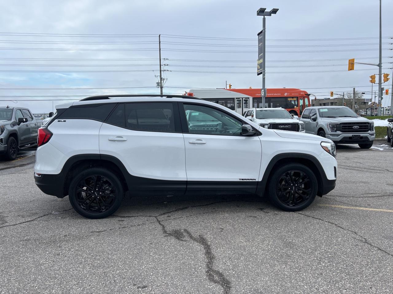 2021 GMC Terrain AWD 4DR SLE Photo