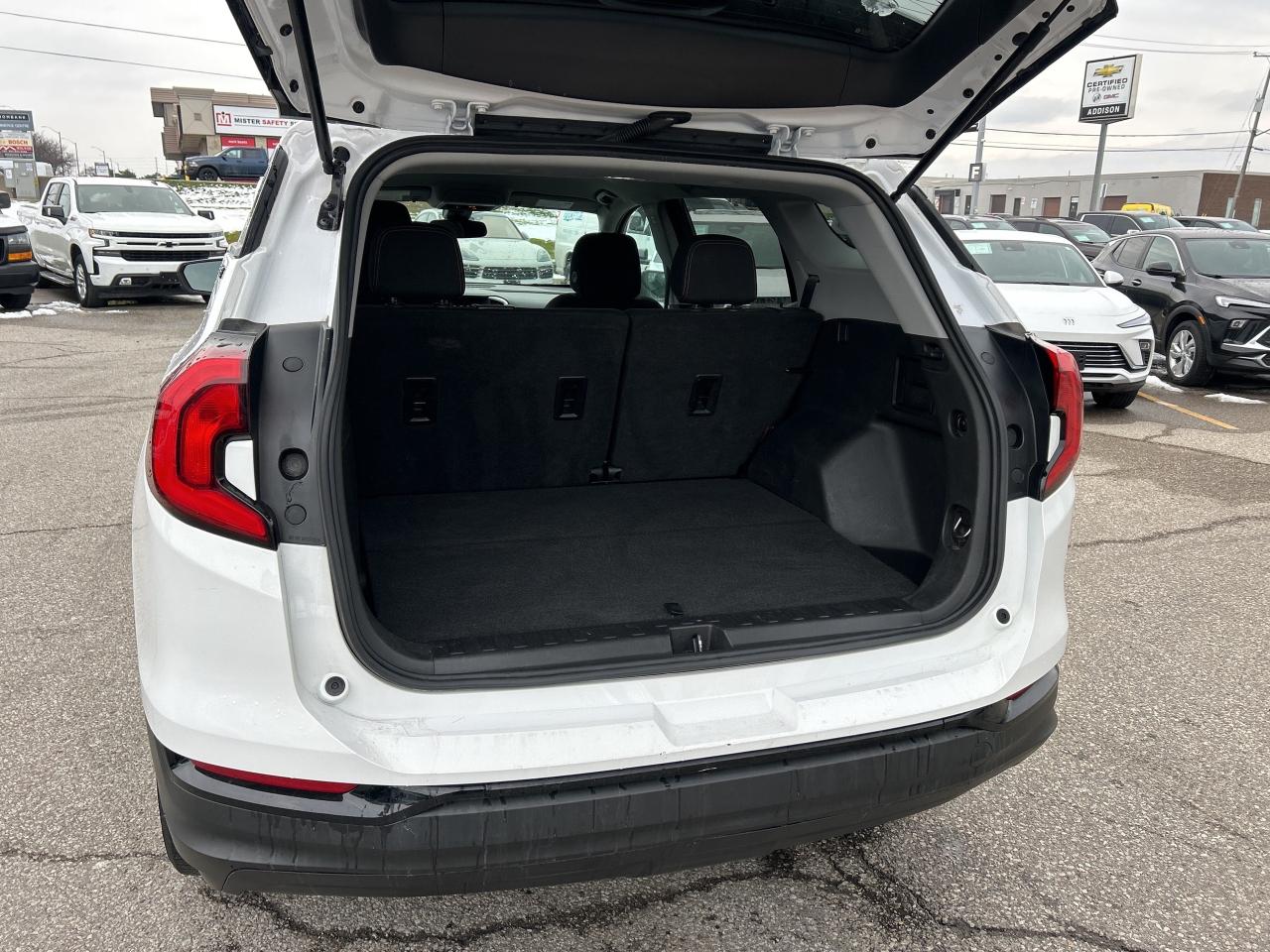 2021 GMC Terrain AWD 4DR SLE Photo