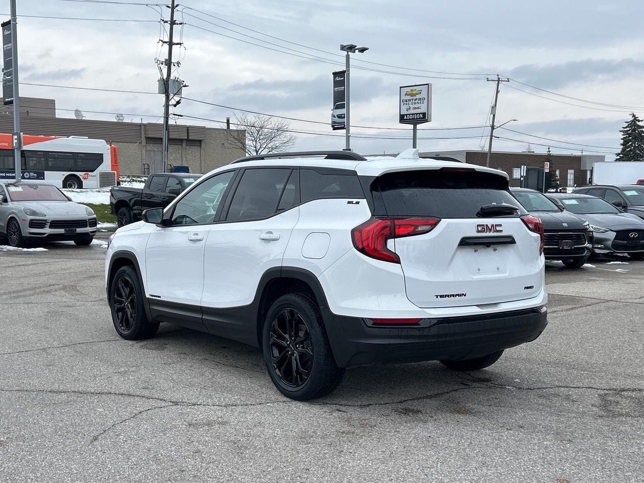2021 GMC Terrain AWD 4DR SLE Photo2