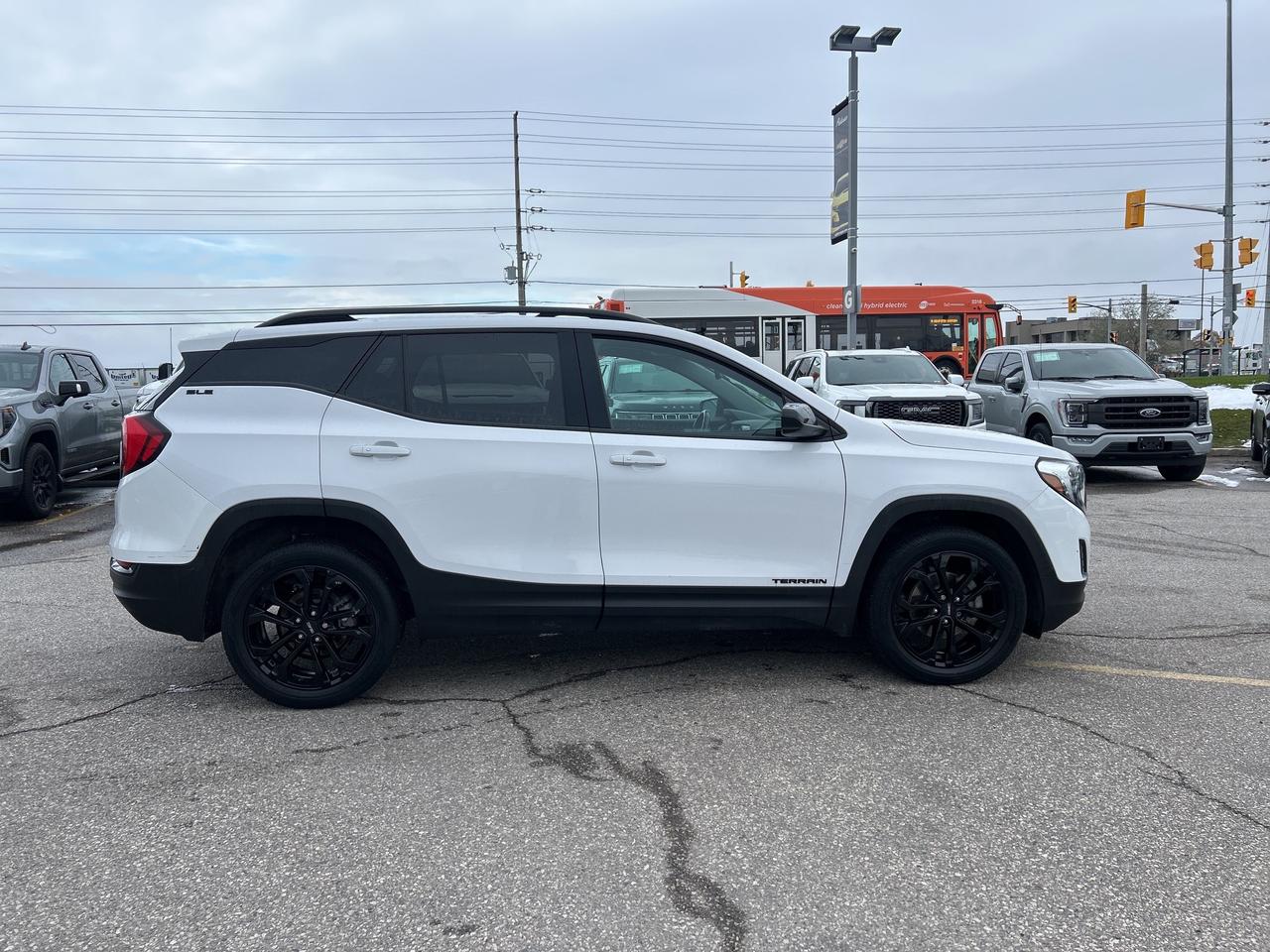 2021 GMC Terrain AWD 4DR SLE Photo