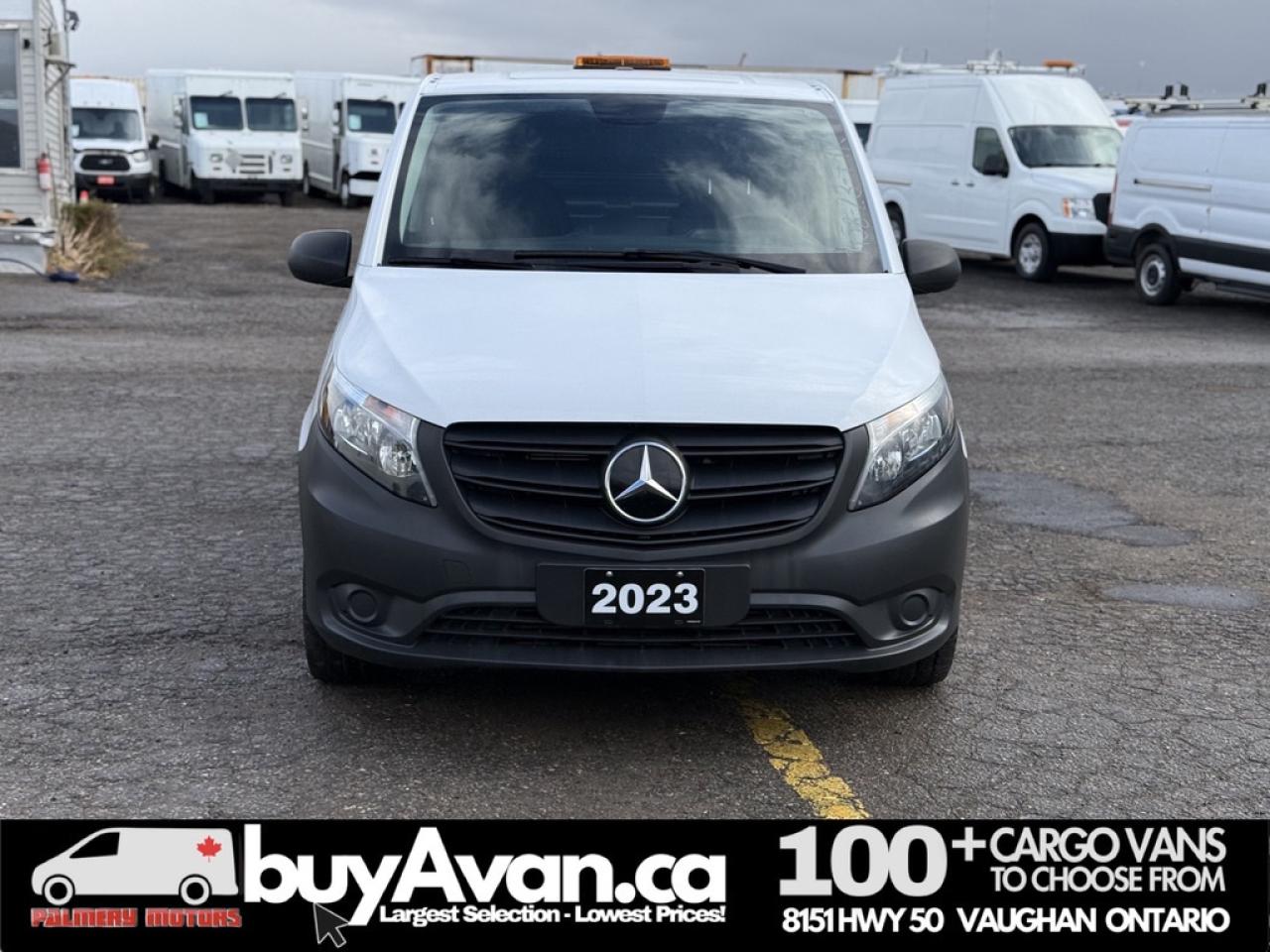 2023 Mercedes-Benz Metris Passenger Van Cargo + Divider Photo