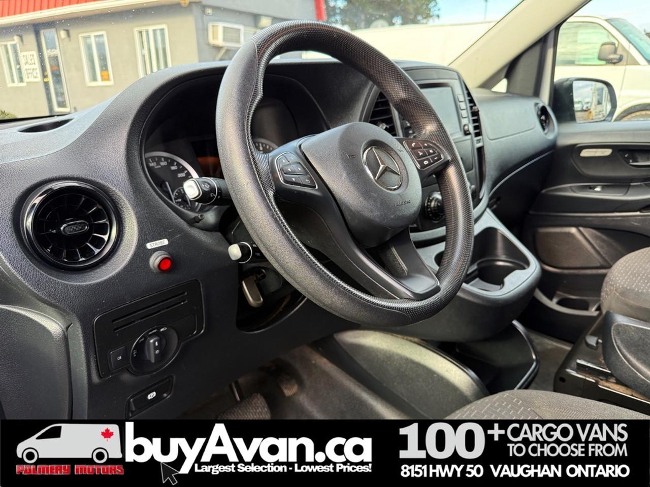 2023 Mercedes-Benz Metris Passenger Van LOW KM 49k   CLEAN CARFAX   CERTIFIED Photo