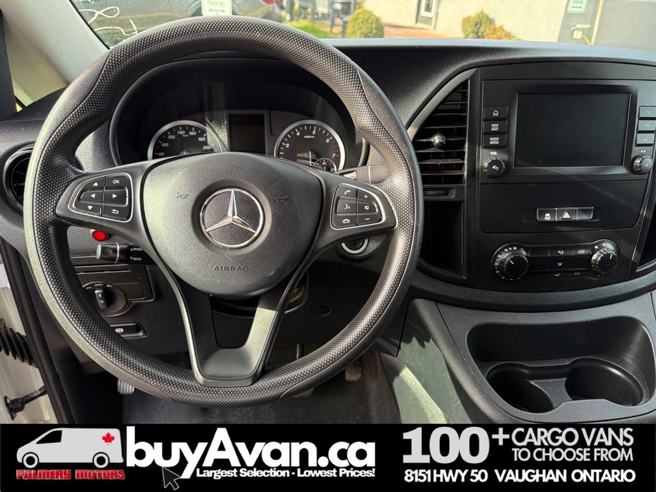 2023 Mercedes-Benz Metris Passenger Van LOW KM 49k   CLEAN CARFAX   CERTIFIED Photo