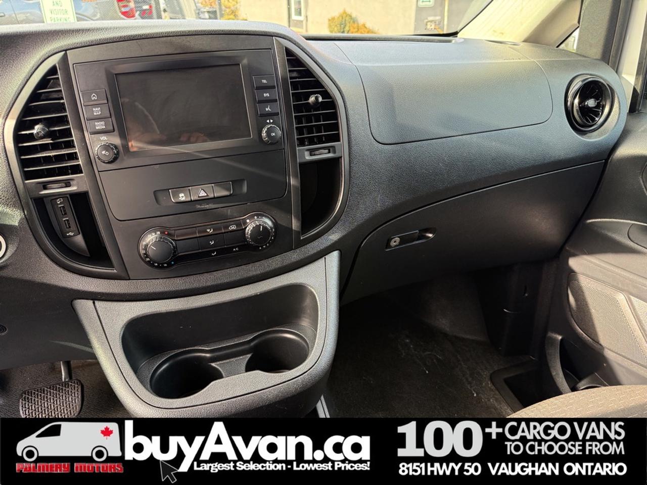 2023 Mercedes-Benz Metris Passenger Van LOW KM 49k   CLEAN CARFAX   CERTIFIED Photo