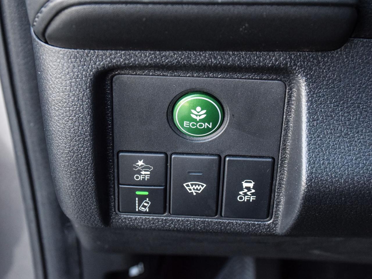 2022 Honda HR-V Touring Photo