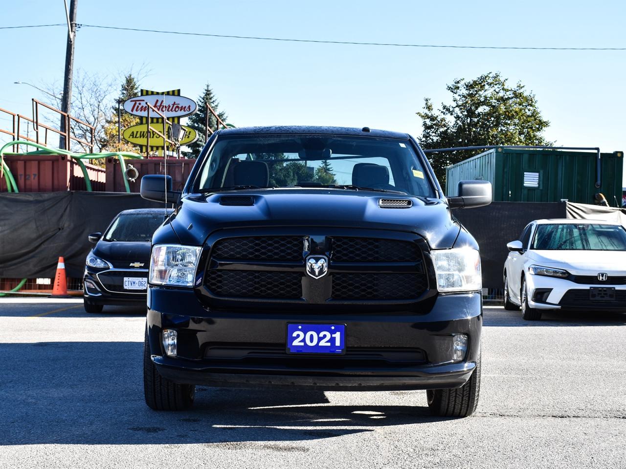 2021 RAM 1500 Classic Express Crew Cab 4x4 ~Heated Seats ~Bluetooth ~Cam Photo2