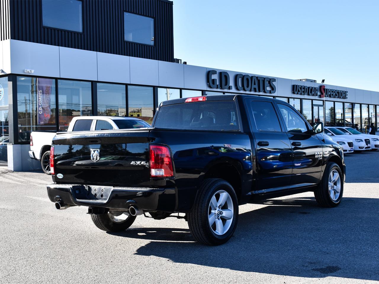 2021 RAM 1500 Classic Express Crew Cab 4x4 ~Heated Seats ~Bluetooth ~Cam Photo